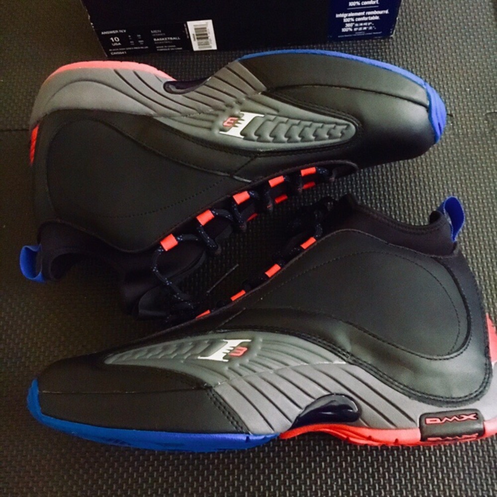 Reebok Allen Iverson Answer 4 / 4.5 size  10 US